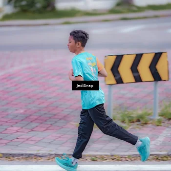 Runner Photo 8272402