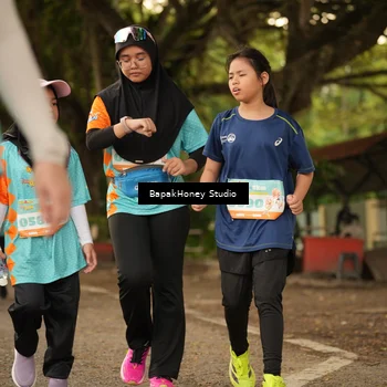 Runner Photo 8272423