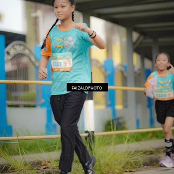Runner Photo 8272462