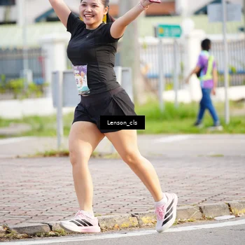 Runner Photo 8272475