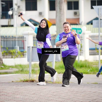 Runner Photo 8272529