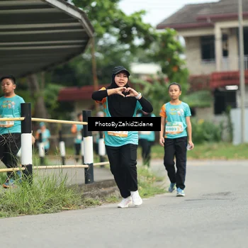 Runner Photo 8272530