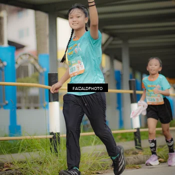 Runner Photo 8272533