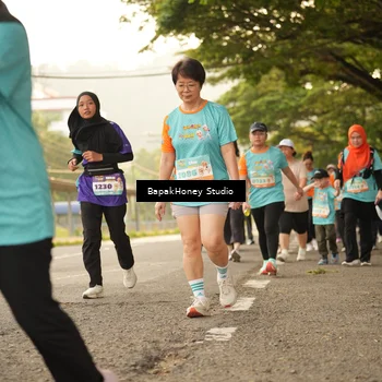 Runner Photo 8272551