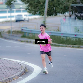Runner Photo 8272557