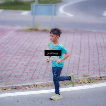 Runner Photo 8272558