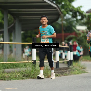 Runner Photo 8272597