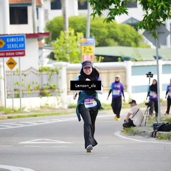 Runner Photo 8272637