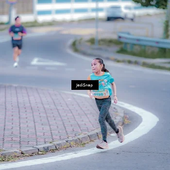 Runner Photo 8272655