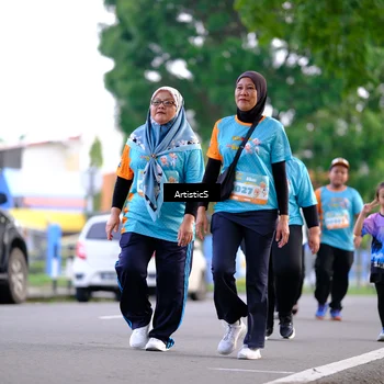 Runner Photo 8272676