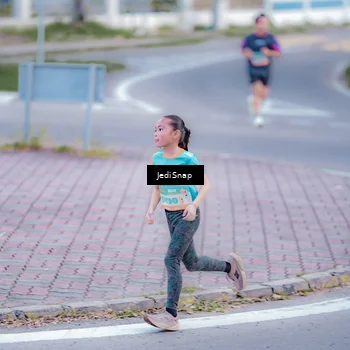 Runner Photo 8272684