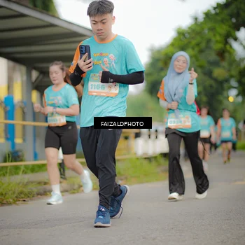 Runner Photo 8272730
