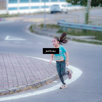 Runner Photo 8272754