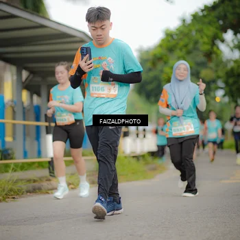 Runner Photo 8272779
