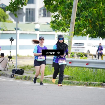 Runner Photo 8272796