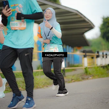 Runner Photo 8272806