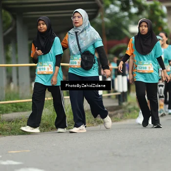 Runner Photo 8272837