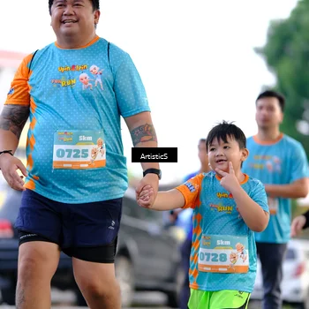 Runner Photo 8272856