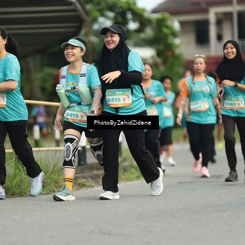 Runner Photo 8272882