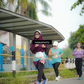 Runner Photo 8272906