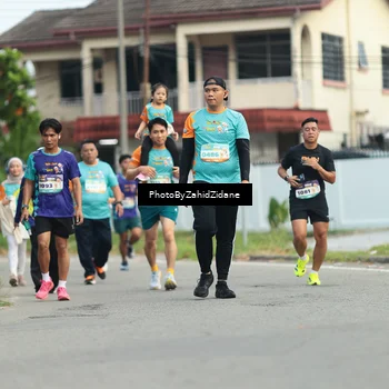 Runner Photo 8272912