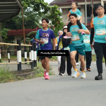 Runner Photo 8272930