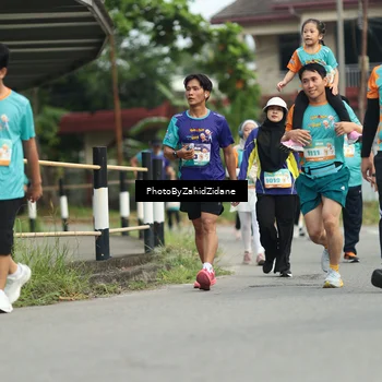 Runner Photo 8272932