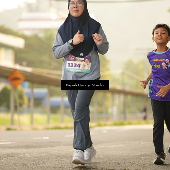 Runner Photo 8272937