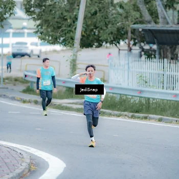Runner Photo 8272943