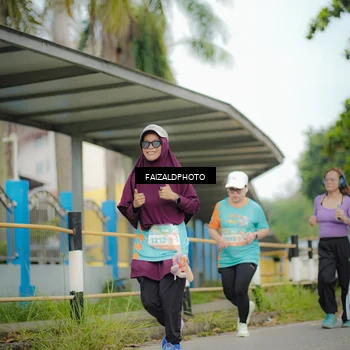 Runner Photo 8272948