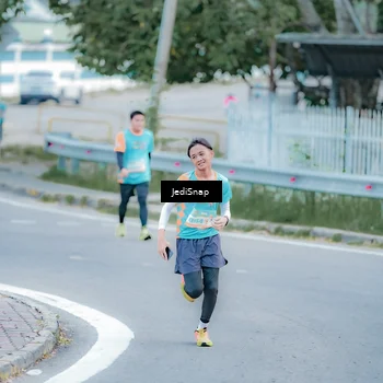 Runner Photo 8272964