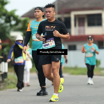 Runner Photo 8272968
