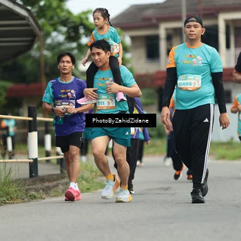 Runner Photo 8272973