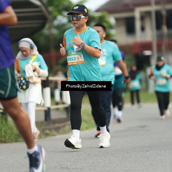 Runner Photo 8273007
