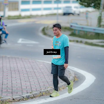 Runner Photo 8273030