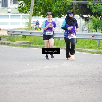 Runner Photo 8273056