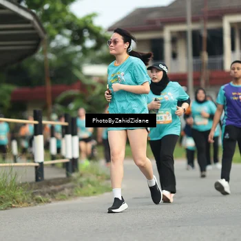 Runner Photo 8273066