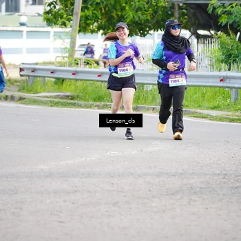Runner Photo 8273075