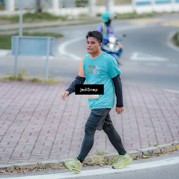 Runner Photo 8273109