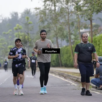 Runner Photo 8273122