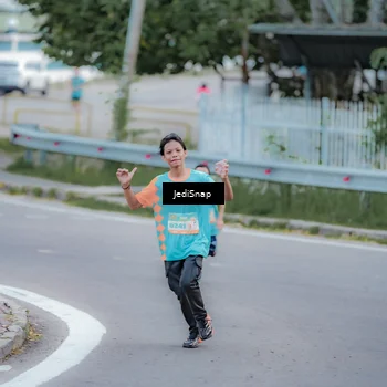 Runner Photo 8273134