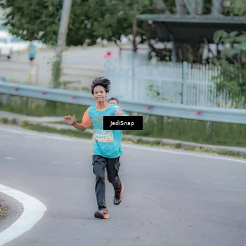 Runner Photo 8273135