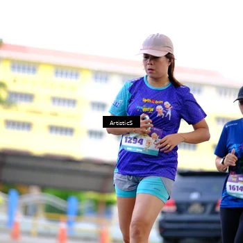 Runner Photo 8273236