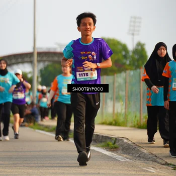 Runner Photo 8273304
