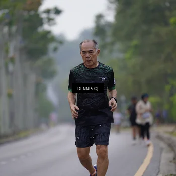 Runner Photo 8273305