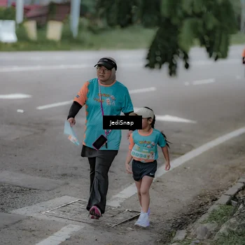 Runner Photo 8273312