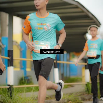 Runner Photo 8273356