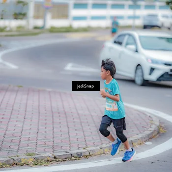 Runner Photo 8273364