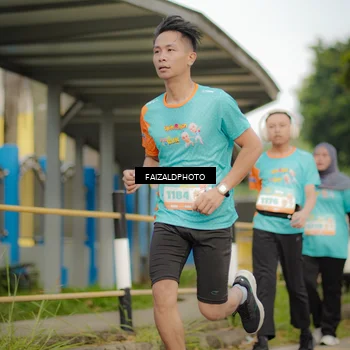 Runner Photo 8273369
