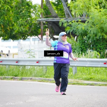 Runner Photo 8273372